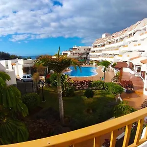 lovely-apartment-close-to-beach-and-all-amenities.in-canary-islands.com/